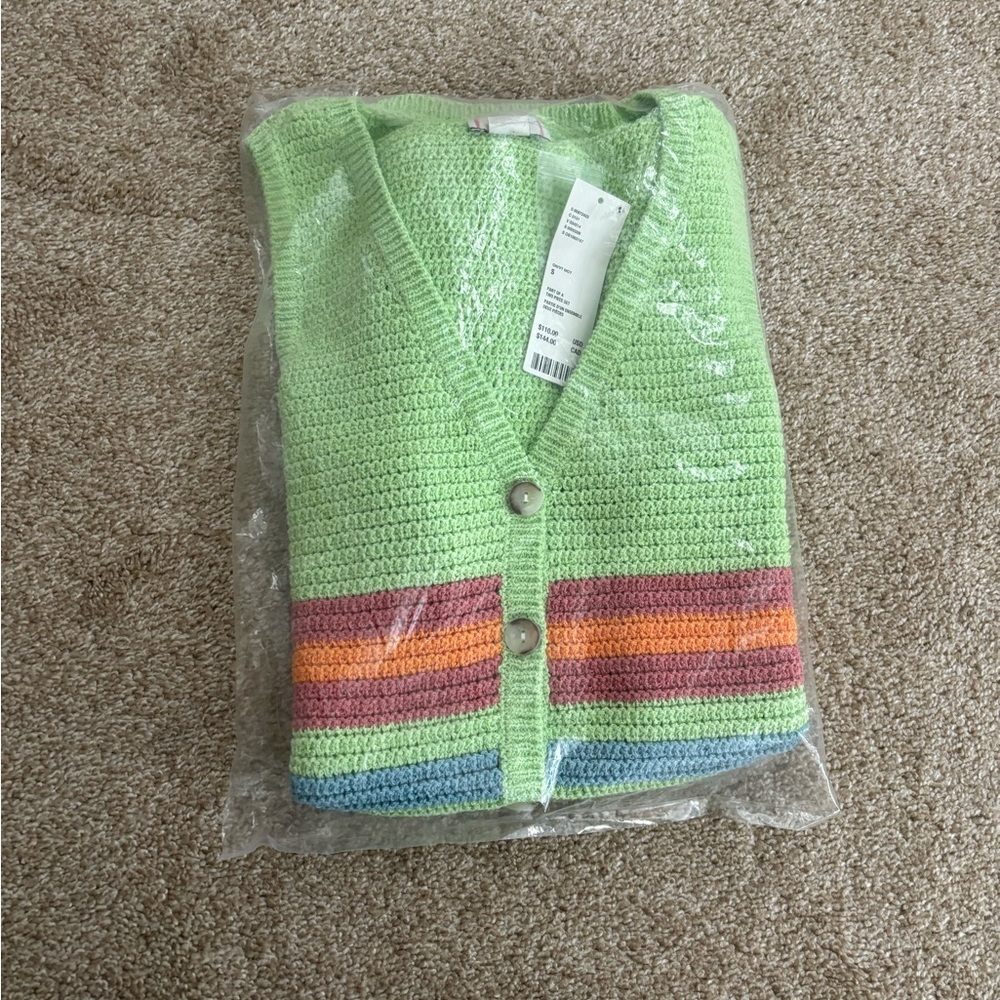 Knitted Two Piece - Picture 3 of 6